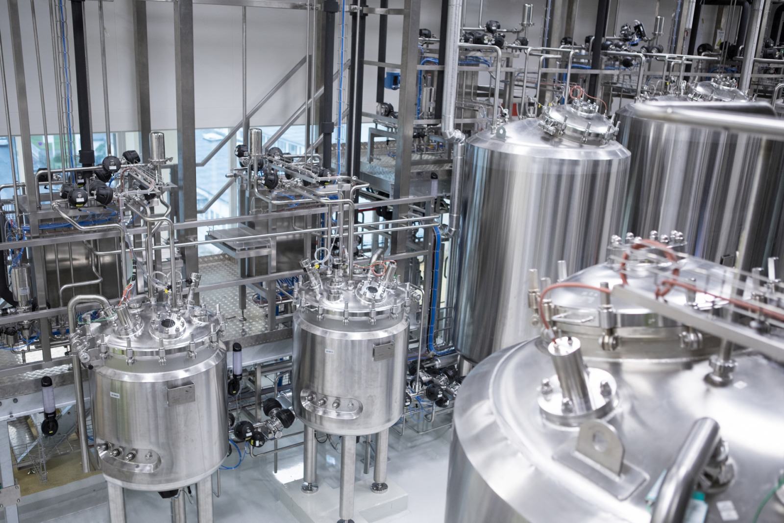 Ruland Immunglobuline_Pufferlager Photo buffer tanks immunglobulin