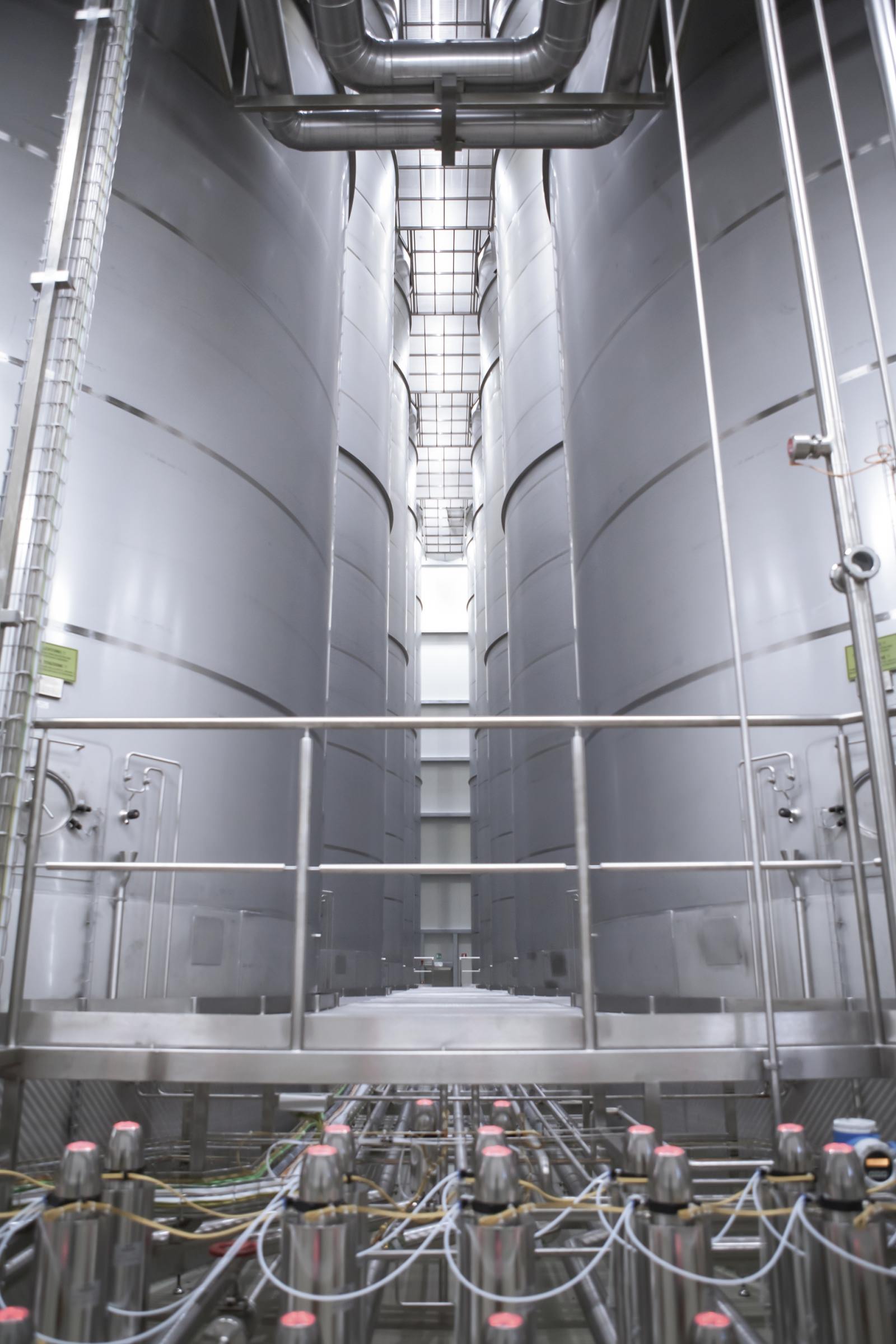 Ruland Lagertanks_Ventilknoten Foto Lagertanks mit Ventilknoten